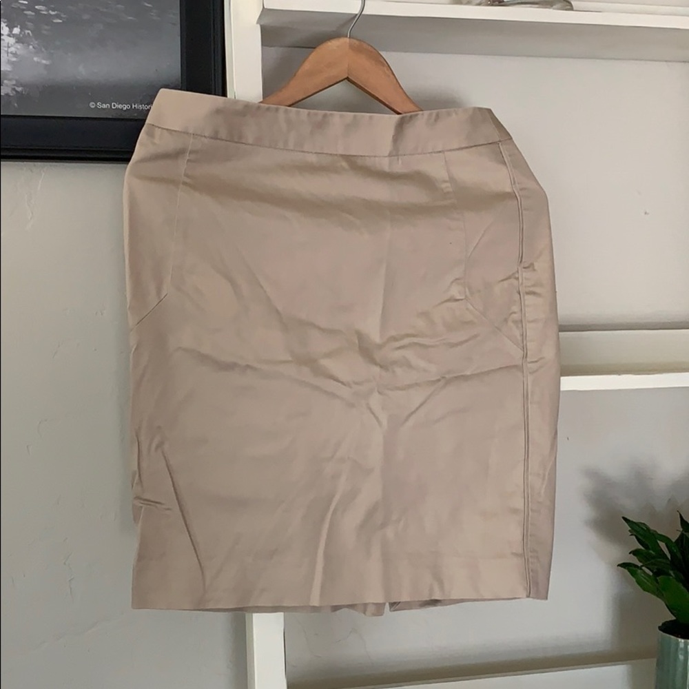 Women’s Tan Pencil Skirt